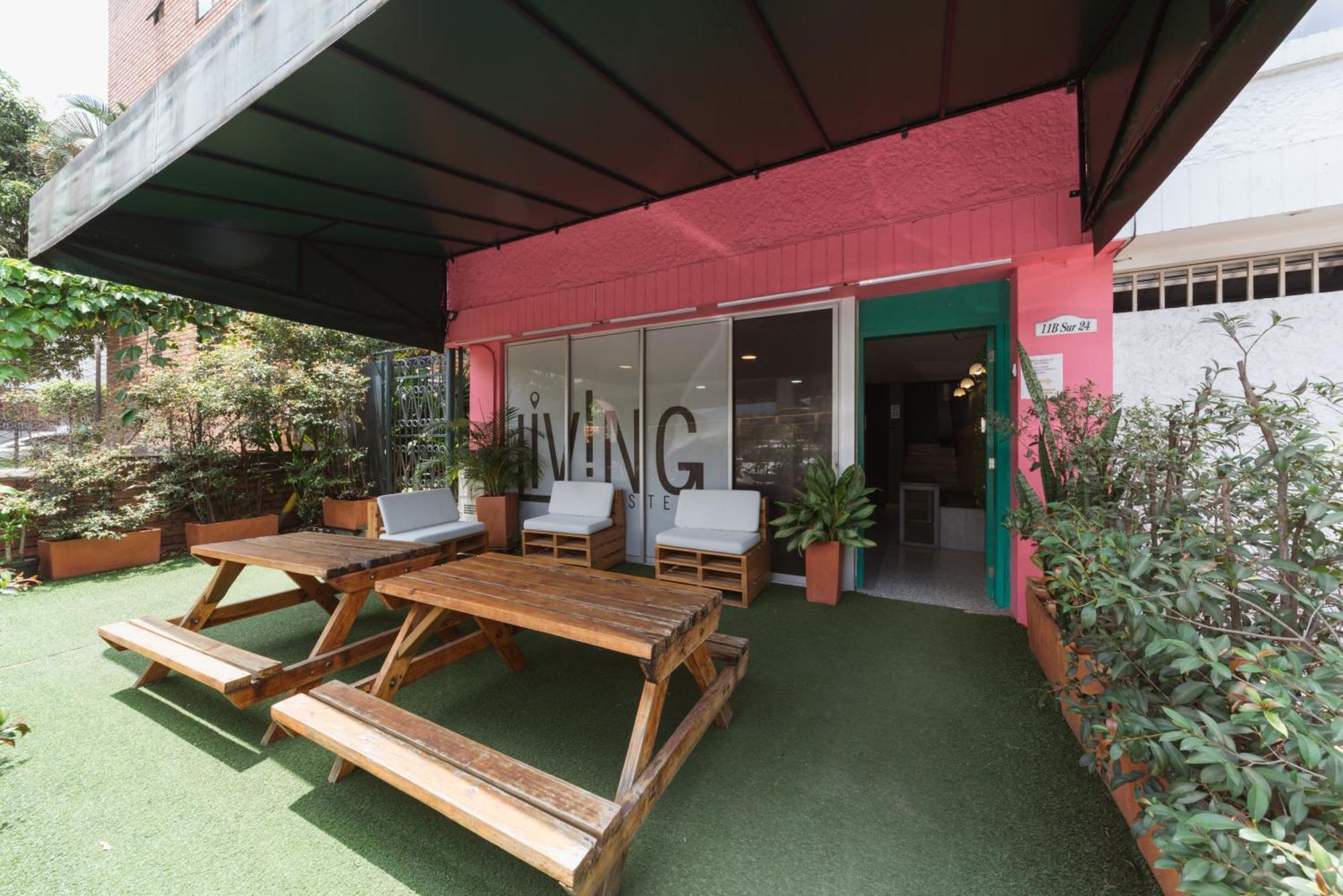 Living Hotel Medellin Exterior photo